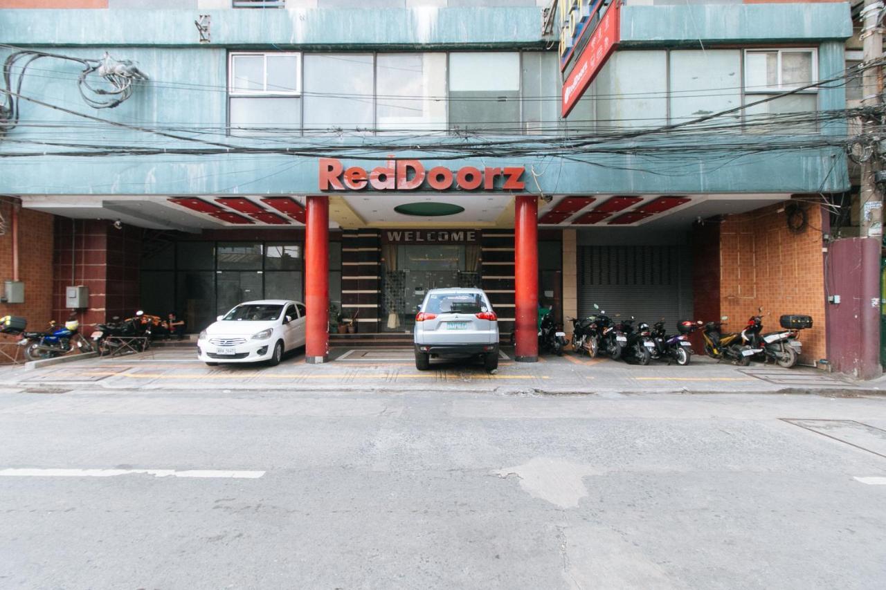 Reddoorz At Winter Hotel Araneta Кесон-Сіті Екстер'єр фото