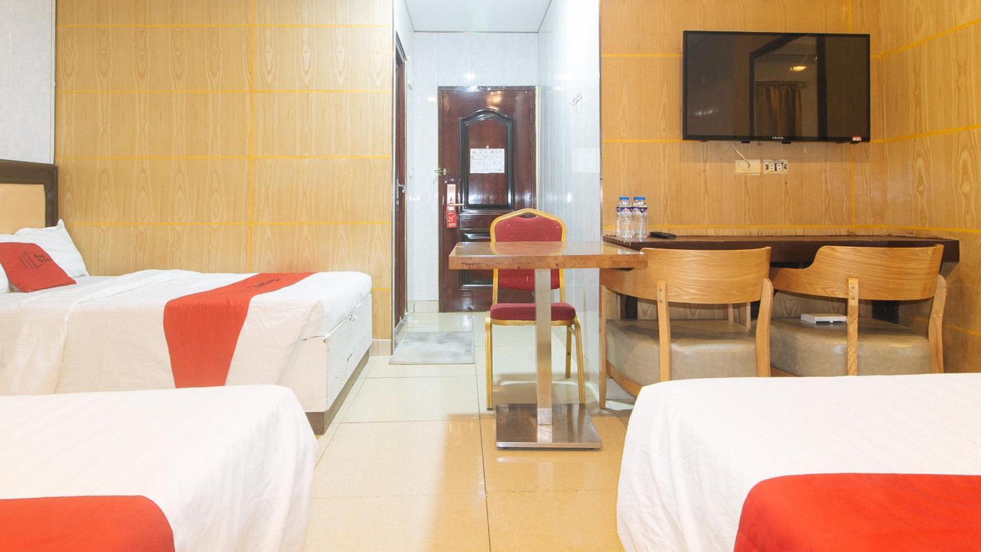 Reddoorz At Winter Hotel Araneta Кесон-Сіті Екстер'єр фото