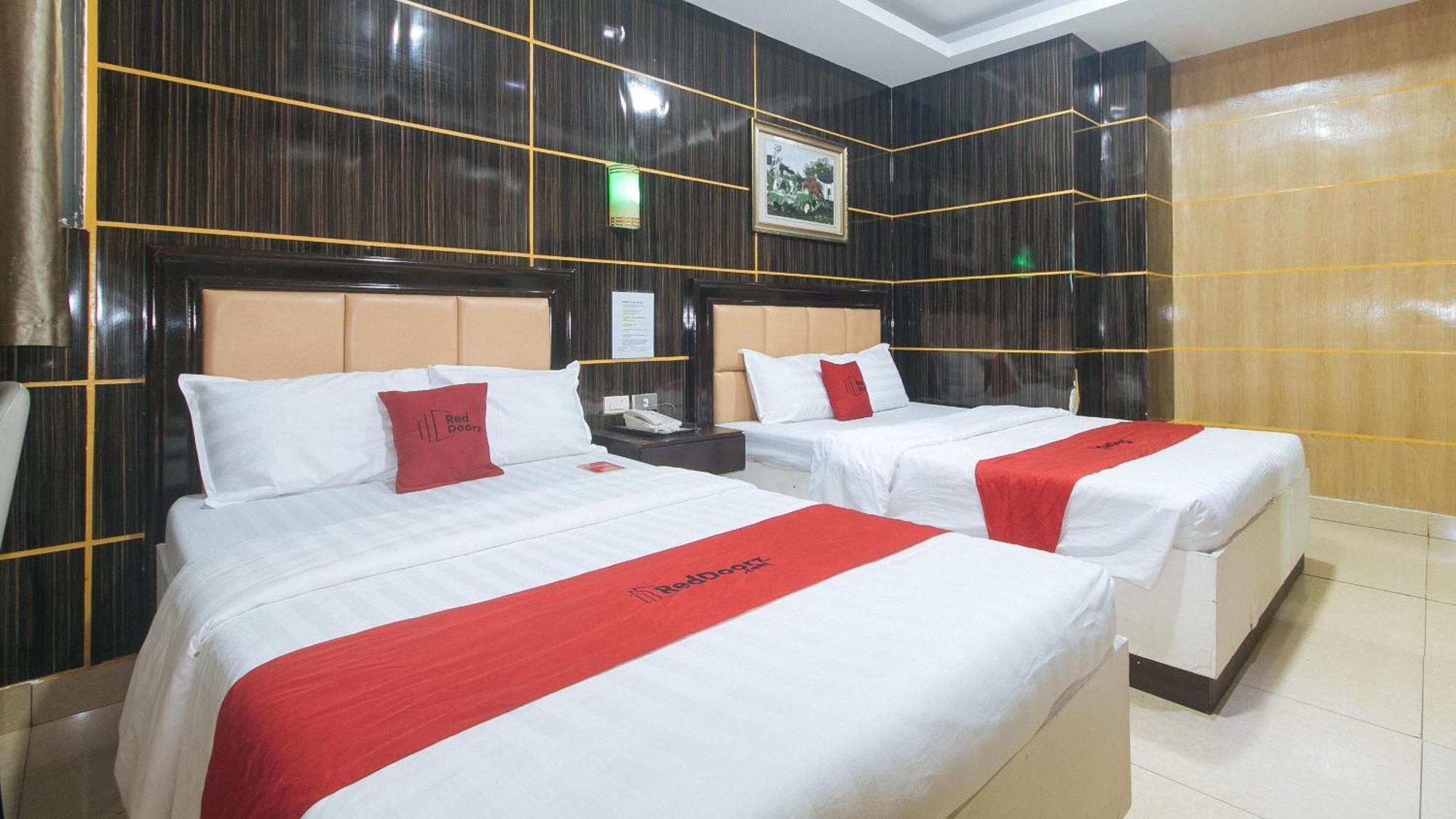 Reddoorz At Winter Hotel Araneta Кесон-Сіті Екстер'єр фото
