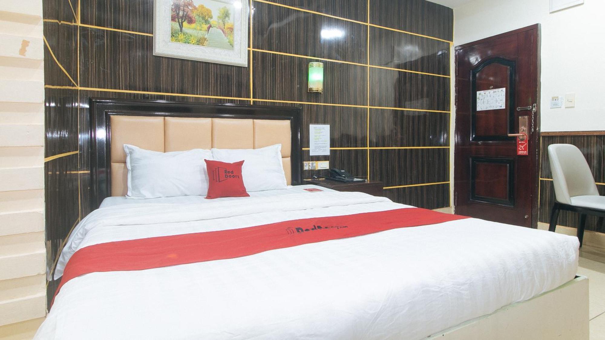 Reddoorz At Winter Hotel Araneta Кесон-Сіті Екстер'єр фото