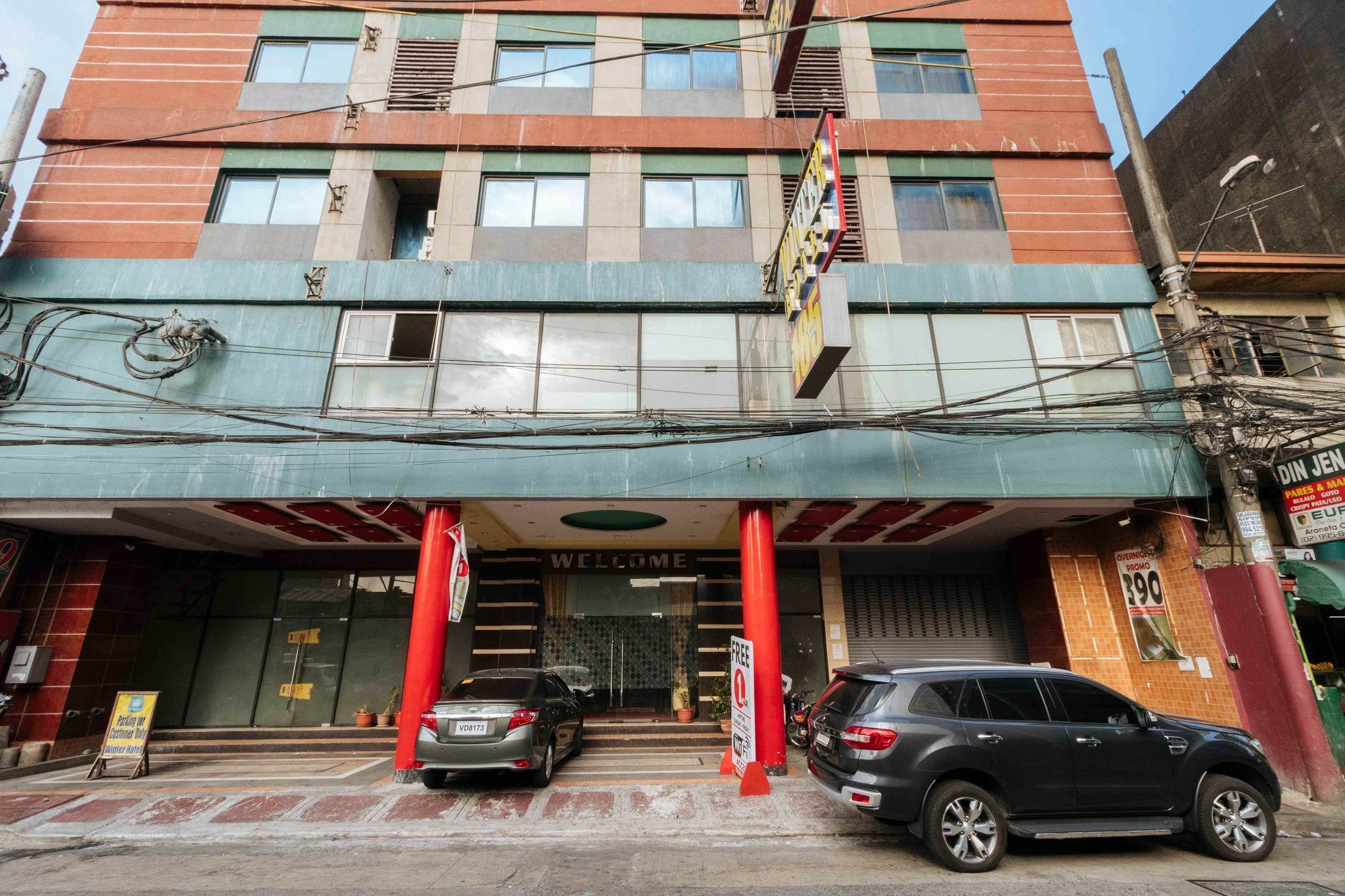 Reddoorz At Winter Hotel Araneta Кесон-Сіті Екстер'єр фото